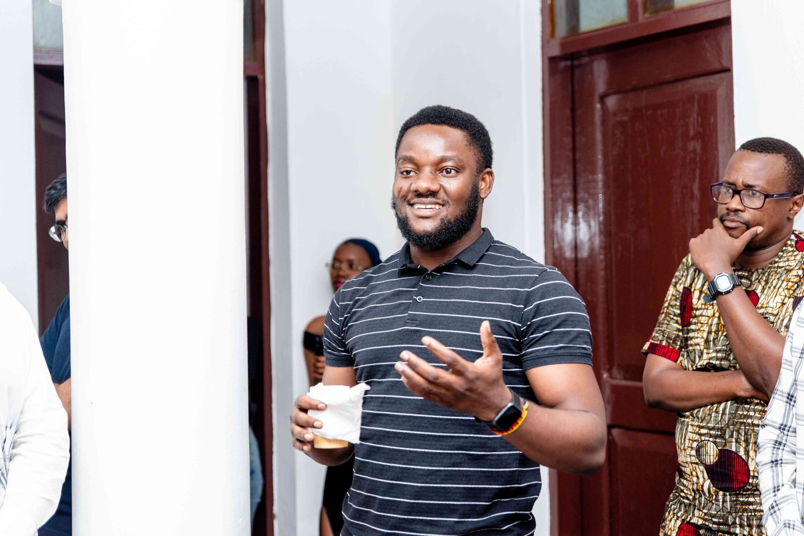 African founder pitching to peers at an Ennovate Ventures gathering